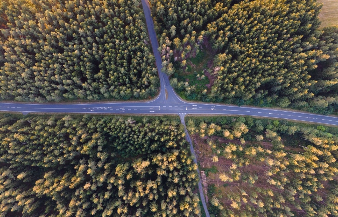 Aero Center / Map