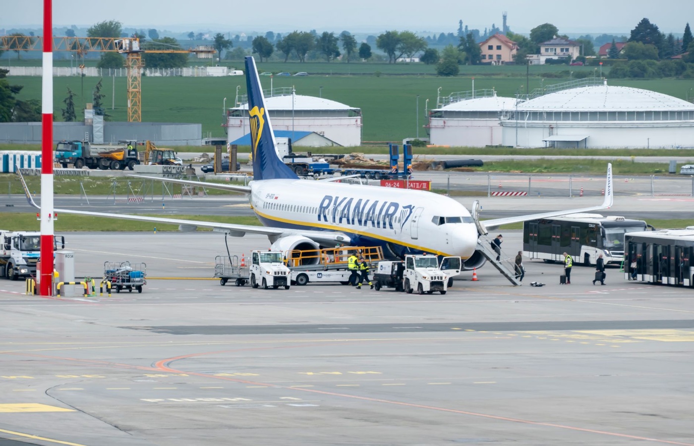 Aircraft Ground Group CRJ
