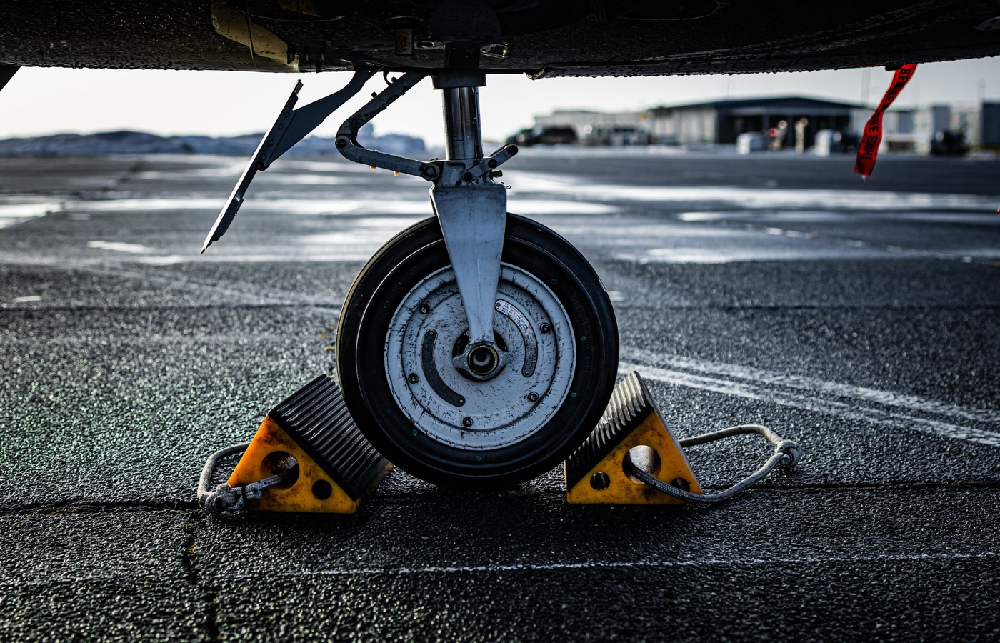 Aircraft Landing Gear Systems