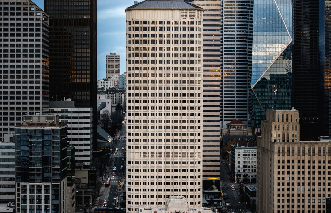 Bloomberg Comprehensive