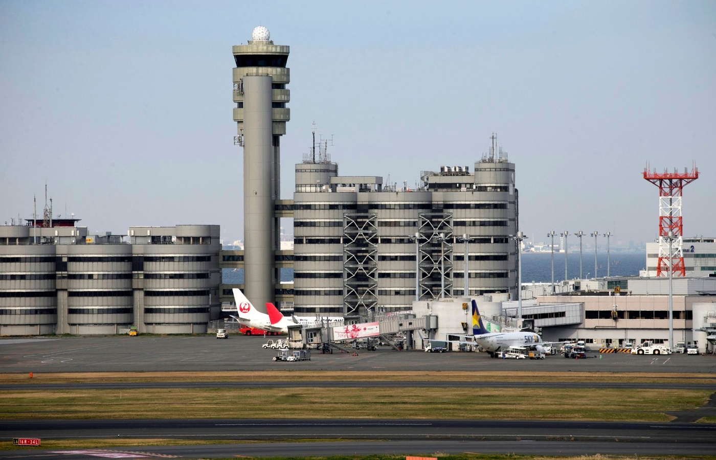 Commercial Aviation Safety