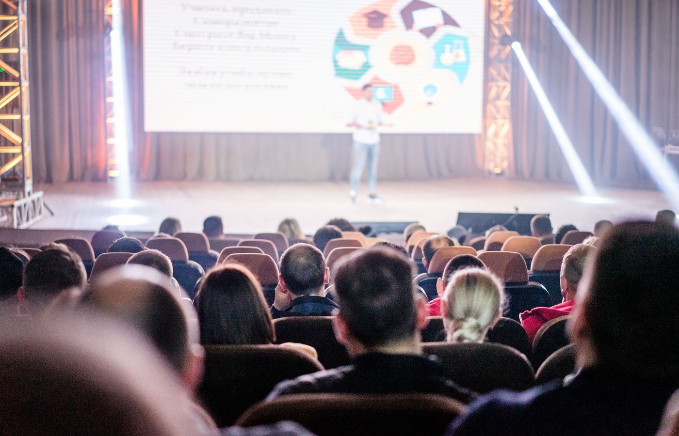 Digital Event Specialist (DES)