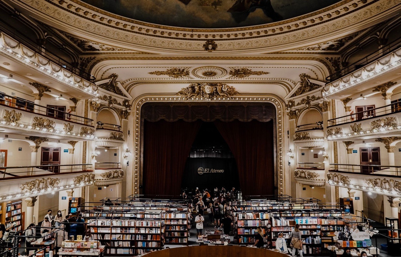 Escape from Mr. Lemoncello's Library