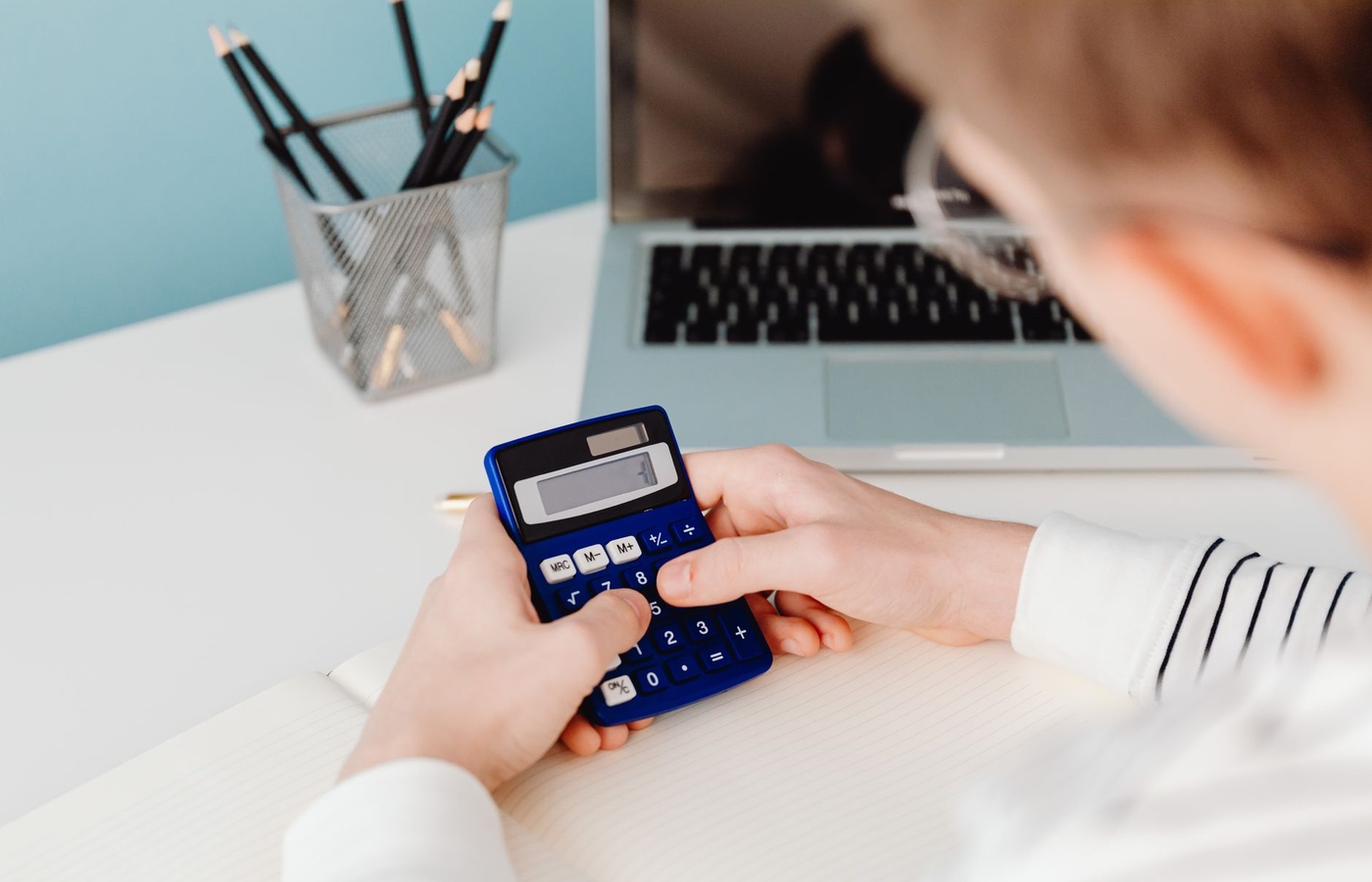 Financial Literacy – Banking, Investing, and Credit Strategies for Students