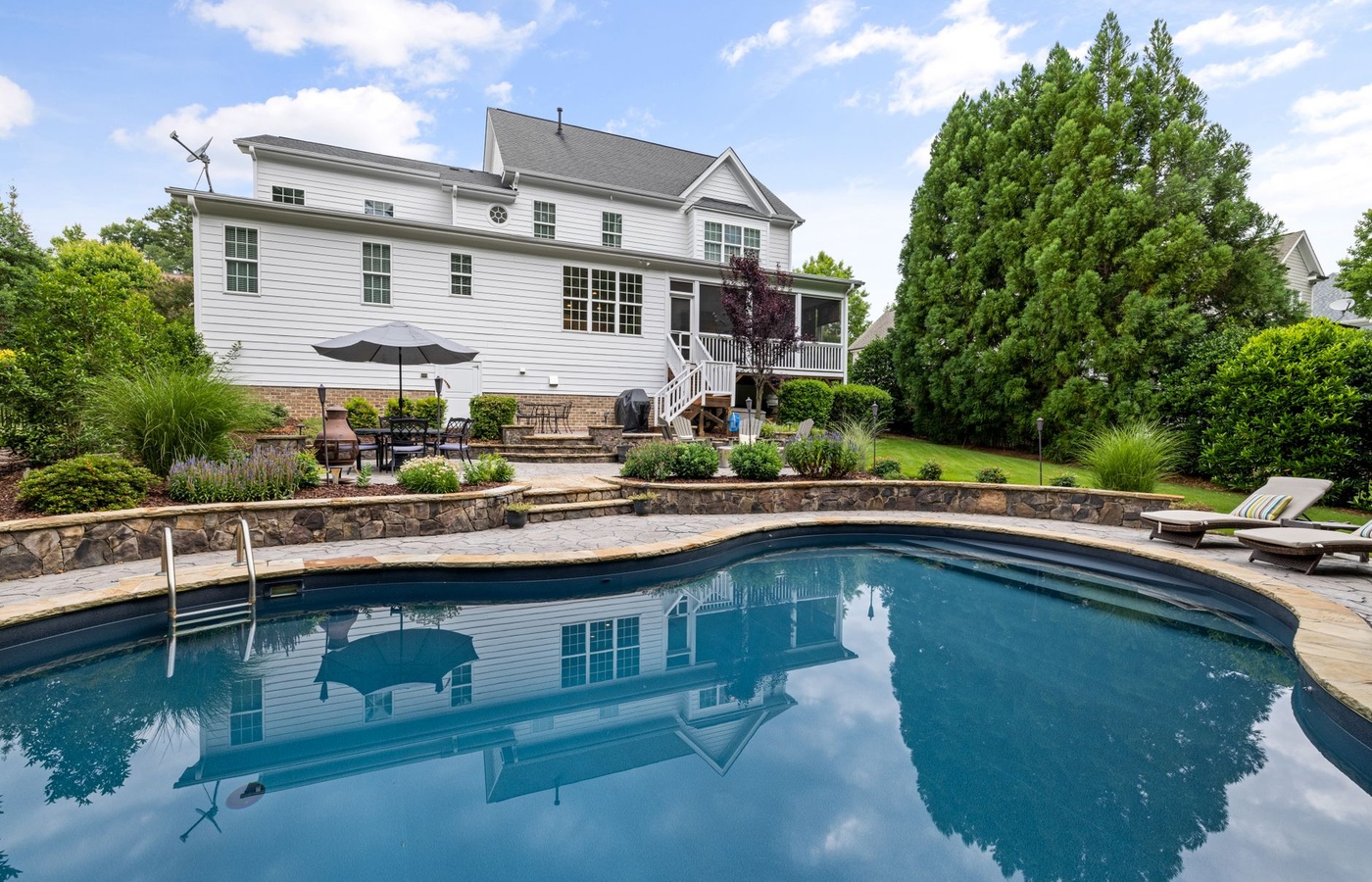 GENESIS C201 Concrete Pools
