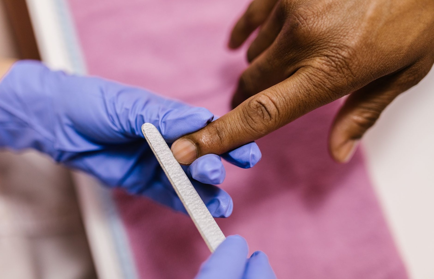 Illinois Nail Technician