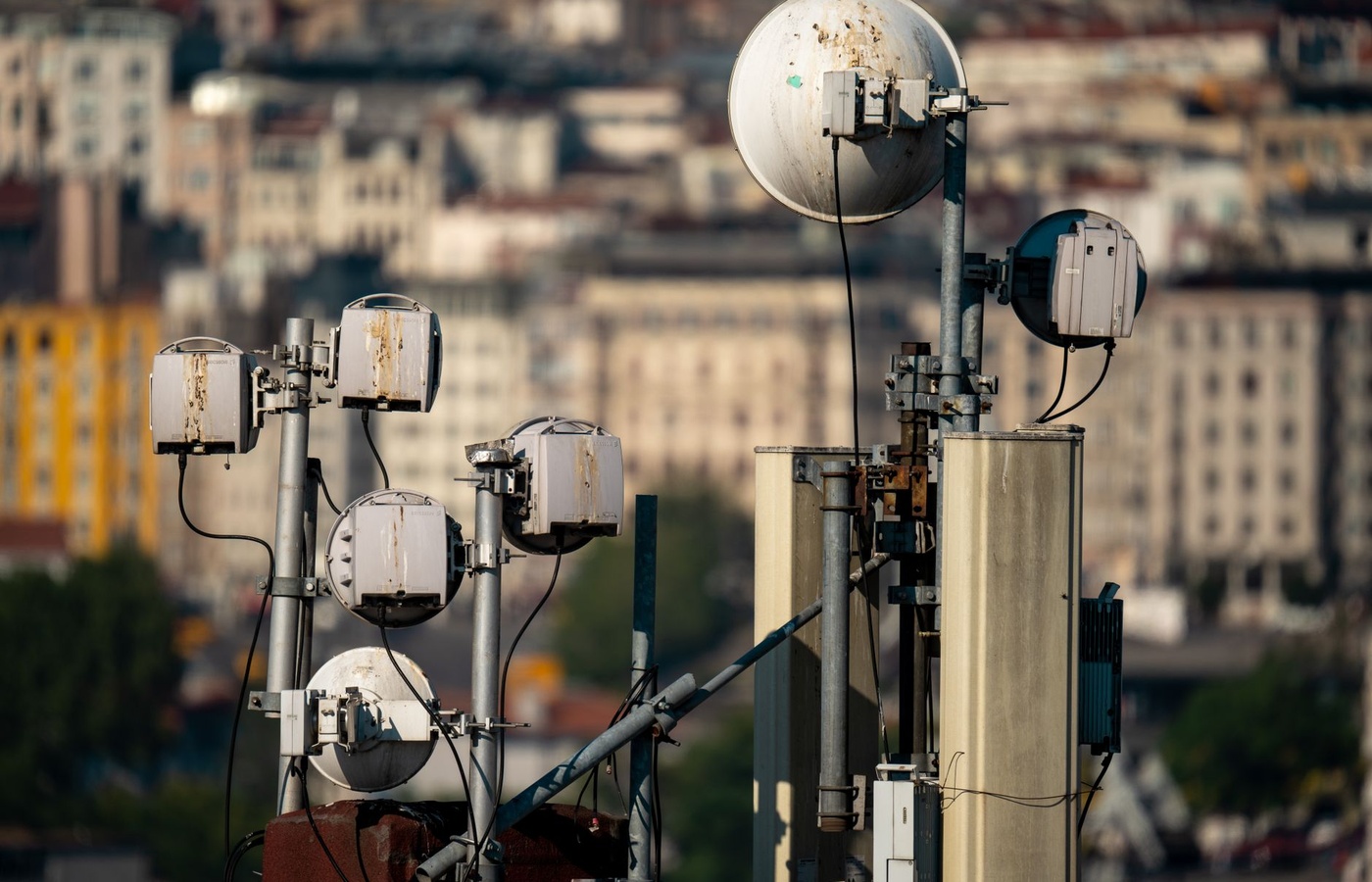 Radio Detection And Ranging (RADAR) / Light Detection And Ranging (LIDAR)