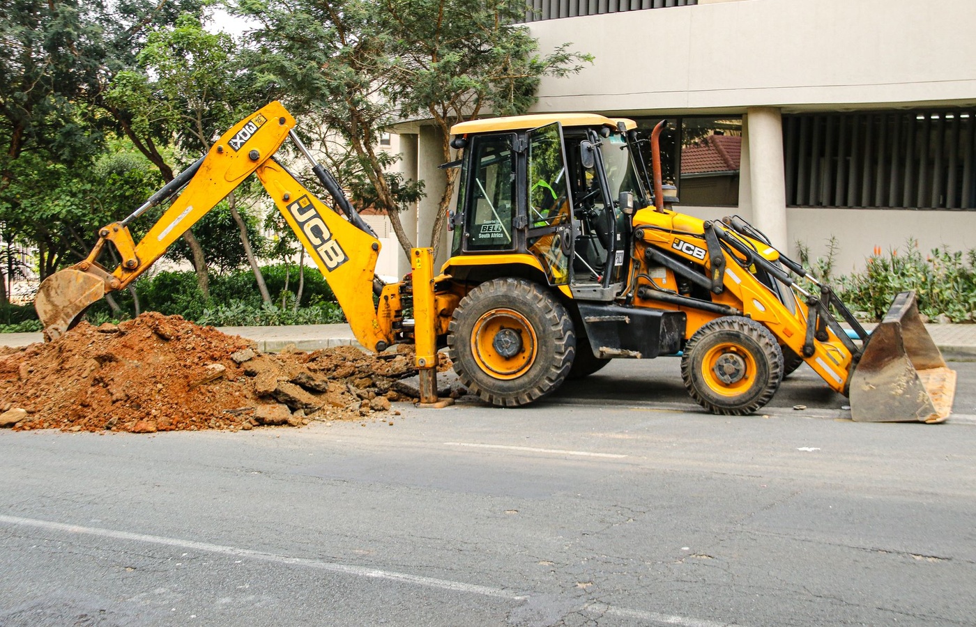 Rhode Island Heavy Equipment Operator – Tractor-Loader-Backhoe (TLB)