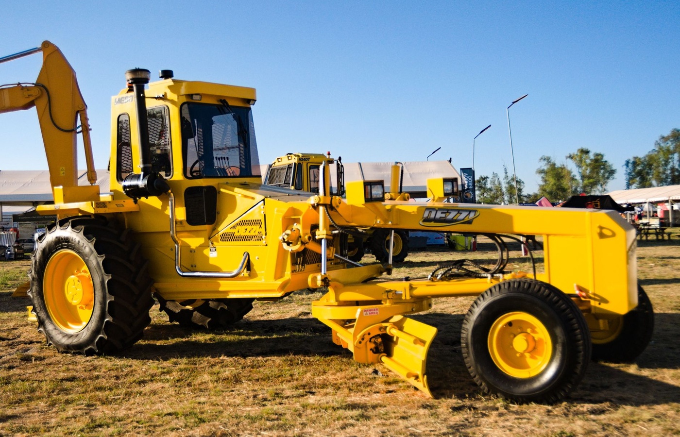 USN Road Grader